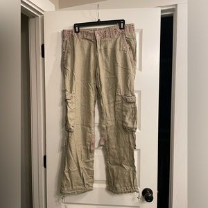 Kenvelo khaki pants- L (32)